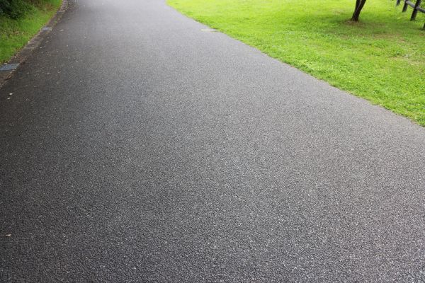 Tar And Chip Driveway Paving in College Station